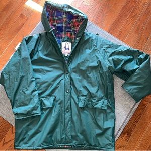 Sailmaker raincoat. Gently worn. L-29”, Pit to Pit-23”, Arm- 26”